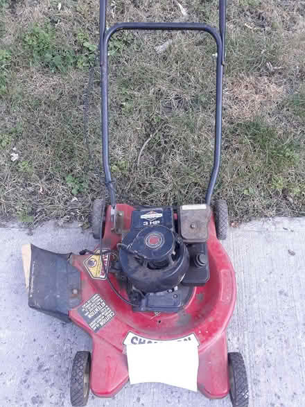 Photo of free Lawnmower (Old Ottawa East) #1