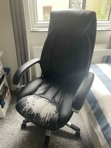 Photo of free Chair (Bucklands Road, TW11) #1