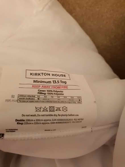 Photo of free King size duvet 13.5 tog puffy warm (Cooden TN39) #2