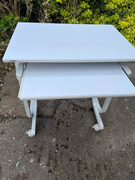 Photo of free White computer desk (Willaston CW5) #2