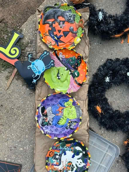 Photo of free Halloween decorations (Woodfield Rd & Airpark) #4