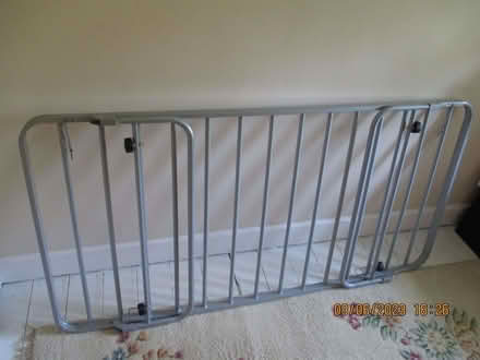 Photo of free Single Metal Bed Frame & Mattress (fits under a regular bed) (Wallington NE61) #4