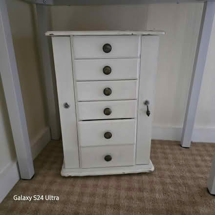 Photo of free Large jewellery box (Wigan WN1) #1