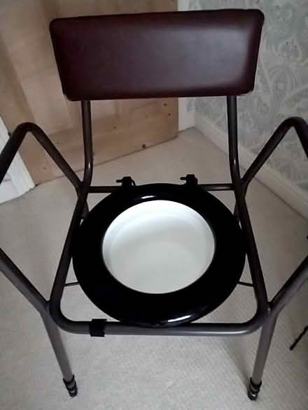 Photo of free Commode (Hyde SK14) #2