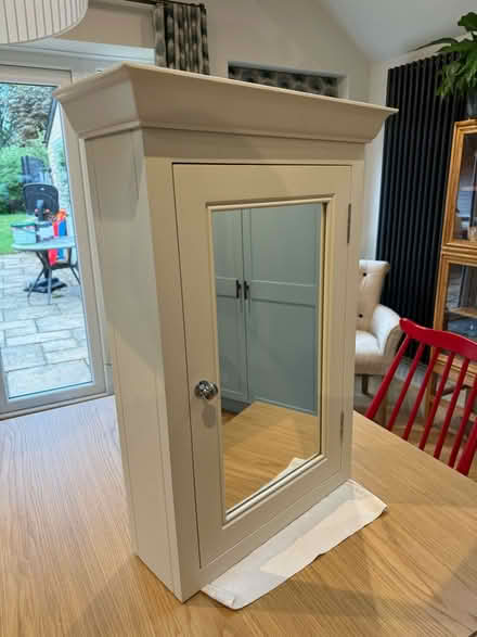 Photo of free Bathroom cabinet (Hitchin, near town (SG5)) #1