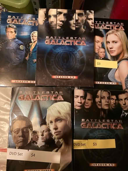 Photo of free 5 seasons of battlestar gallactica (Lovers & Abrams) #1
