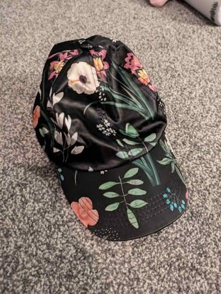 Photo of free Silk style hat (BH17 canford heath) #1