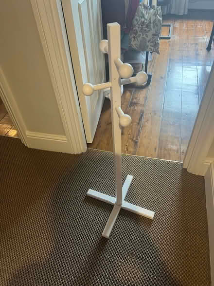 Photo of free Children hanger (Saint John’s wood NW8) #1
