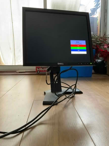 Photo of free 19 inch across monitor (Surrey Heath GU15) #1