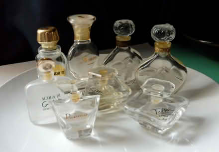 Photo of free min. french perfume bottles empty (Glasgow G43) #1