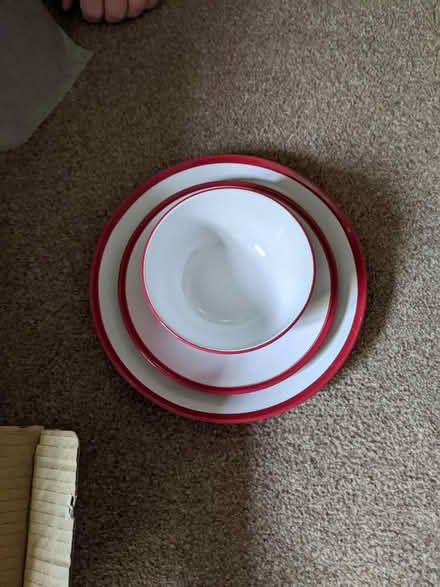 Photo of free Dining set (Cb8 8ez) #2