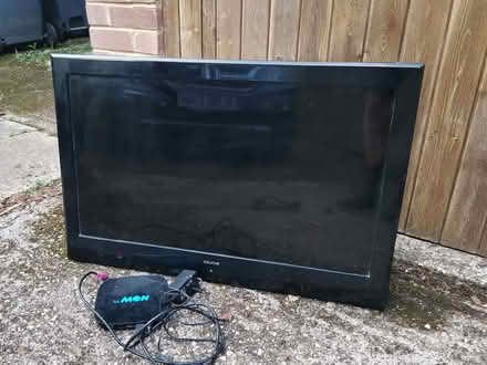 Photo of free TV (Caversham Heights RG4) #1