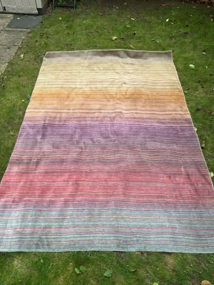 Photo of free Habitat Rug 170x240 (TW9) #1