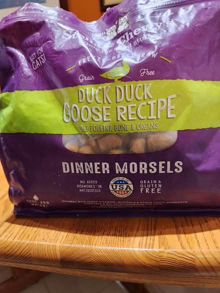Photo of free Stella&Chewy DuckDuckGoose Cat Food (Bowie) #1