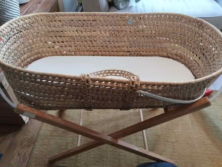 Photo of free Baby stuff: car seat, moses basket, bugaboo bassinet, toy (BT5) #2