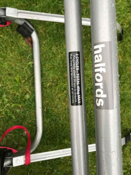 Photo of free Halfords 3-bicycle bike rack for car (Emmer Green RG4) #2