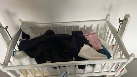 Photo of free Rocking baby crib (SE19) #1