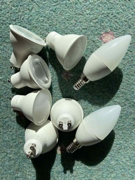 Photo of free LED Bulbs (Kendal LA9) #2