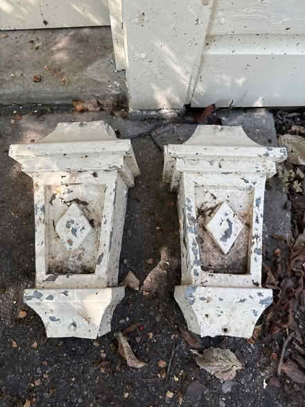 Photo of free Downspout decoration (Lindley Park) #1