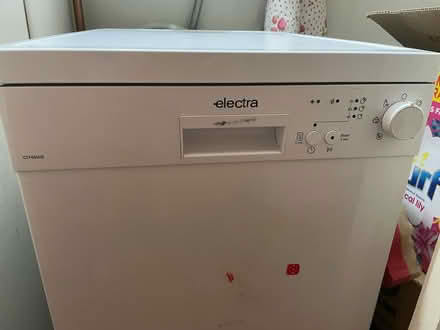 Photo of free Dishwasher 40cm (Bn207qw) #1