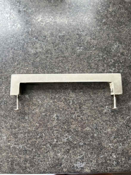 Photo of free kitchen handles (Ipswich IP2) #1