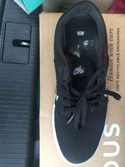 Photo of free Ladies Nike Trainers size 6 (Cavendish DE23) #3