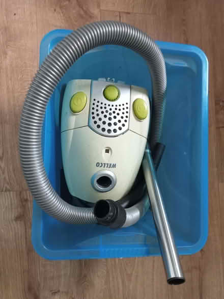 Photo of free Vacuum cleaner (Seaside BN22) #2