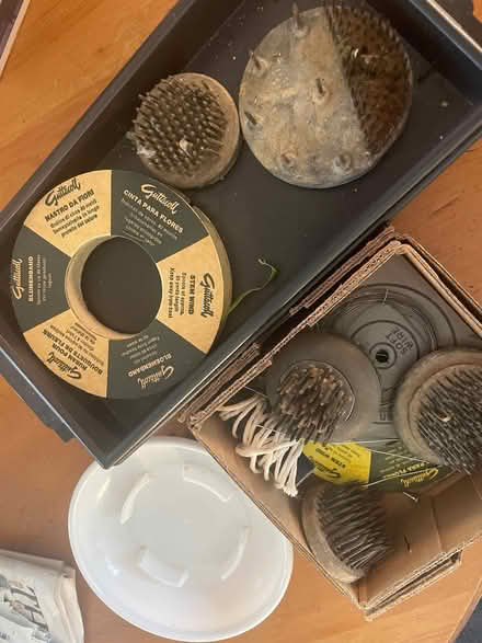 Photo of free Flower arranging equipment (Bletchingdon OX5) #1