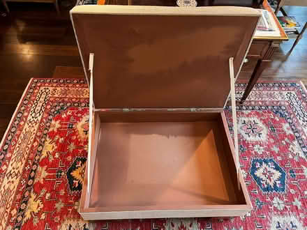 Photo of free Ottoman with storage (Blackheath SE3) #2