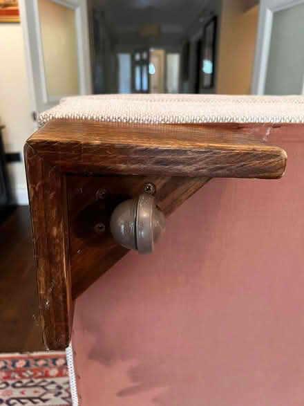 Photo of free Ottoman with storage (Blackheath SE3) #3