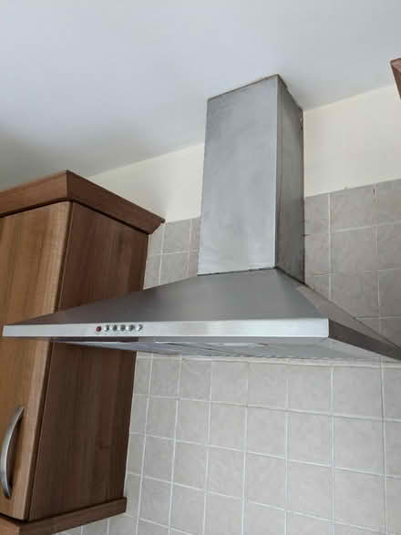 Photo of free Range hood(need dismantle) (CV31 Whitnash) #1