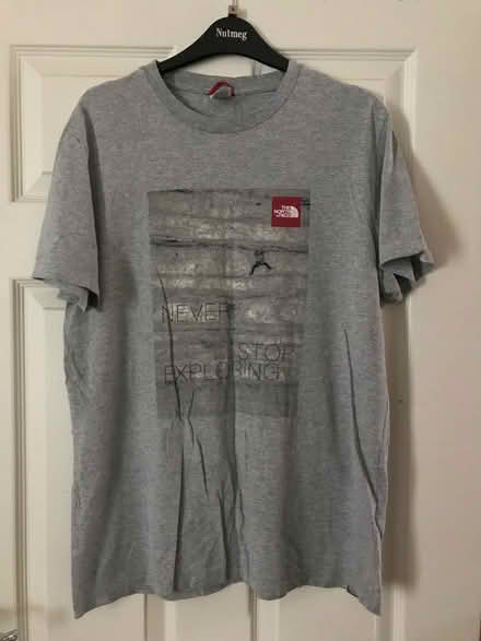 Photo of free Mens grey tshirt (Borehamwood WD6) #1