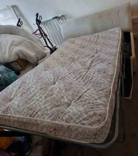 Photo of free Small sofa bed (Holland Park W11) #2