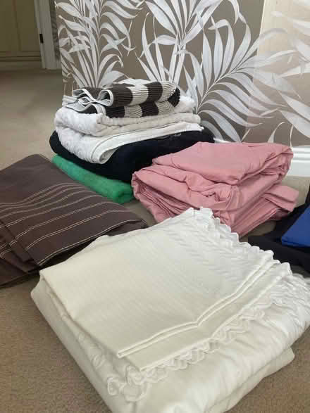 Photo of free Towels and bed linen (Beckenham BR3) #1