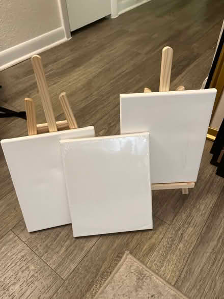 Photo of free 8x10 canvases and 2 easels (32792) #1