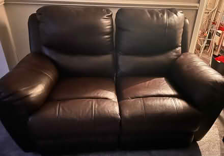 Photo of free 2 seater recliner (Arbourthorne S2) #1
