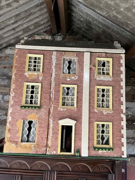 Photo of free Restoration project. Dolls House (Auchinleck KA18) #1