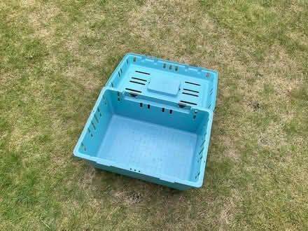 Photo of free Pet Carrier (Byfleet - KT14) #2