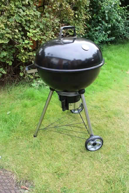 Photo of free Kettle Barbecue (Norcot RG30) #1