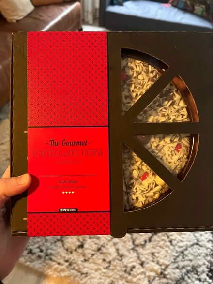 Photo of free Romantic chocolate ‘pizza’ (London fields E8) #1