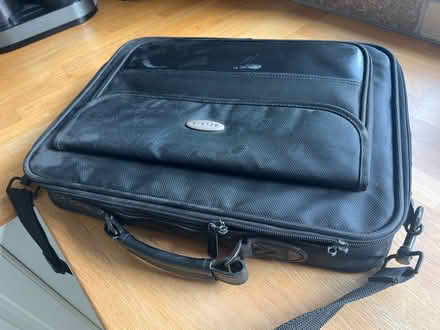 Photo of free Belkin laptop bag (Papplewick NG15) #1