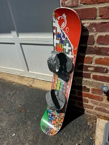 Photo of free Beginner Snowboard (Kid’s Size) (Burtonsville, MD) #1