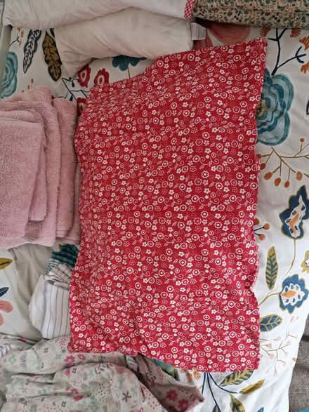 Photo of free Child's single duvet set (Matlock DE4) #2