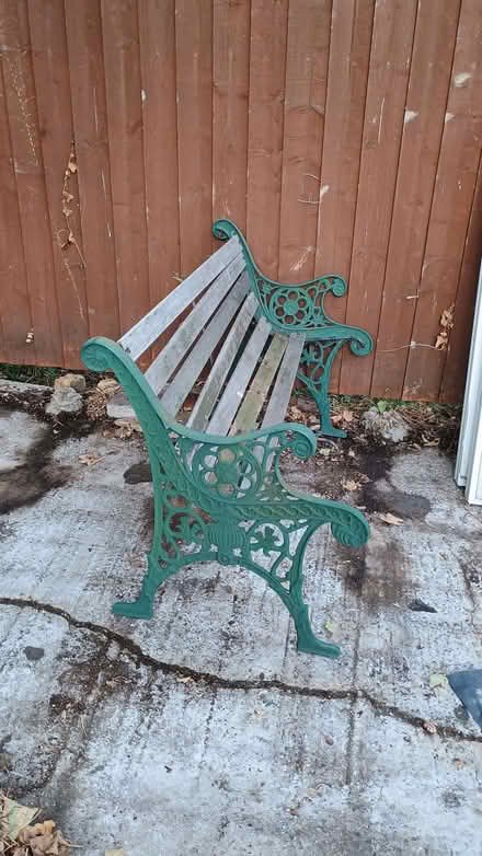 Photo of free Garden bench (Abbey Wood SE2) #1