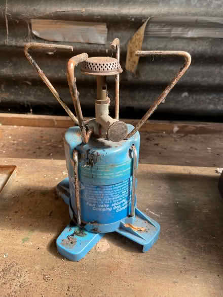 Photo of free Camping gaz stove and 7 full butane cannisters (West Malvern CP WR14) #1