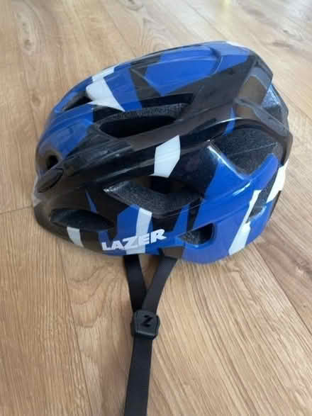 Photo of free Kids Cycling Helmet (Whitehill SG4) #1
