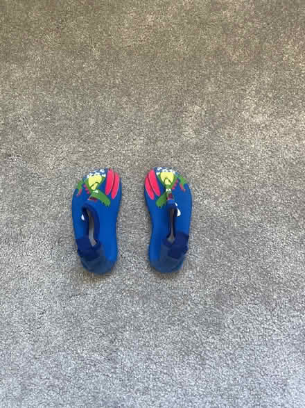 Photo of free Non slippery swimming pool shoes (TW7) #1