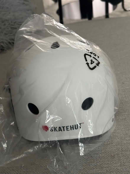 Photo of free Kids helmet (Morden SM4) #4