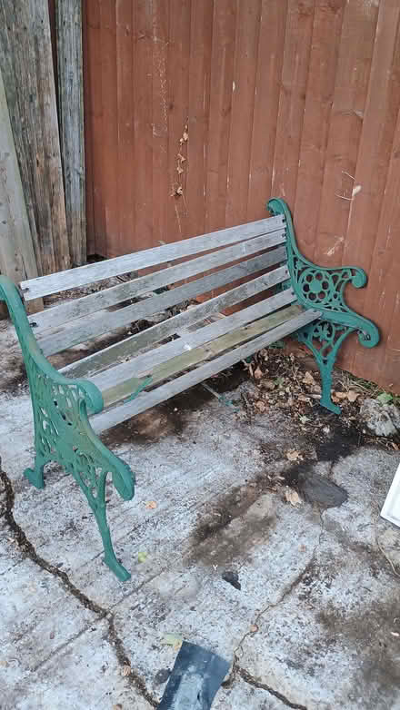 Photo of free Garden bench (Abbey Wood SE2) #2