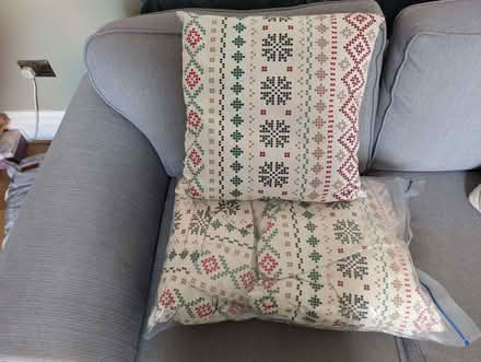 Photo of free 4 x cushions (Southport PR8) #1